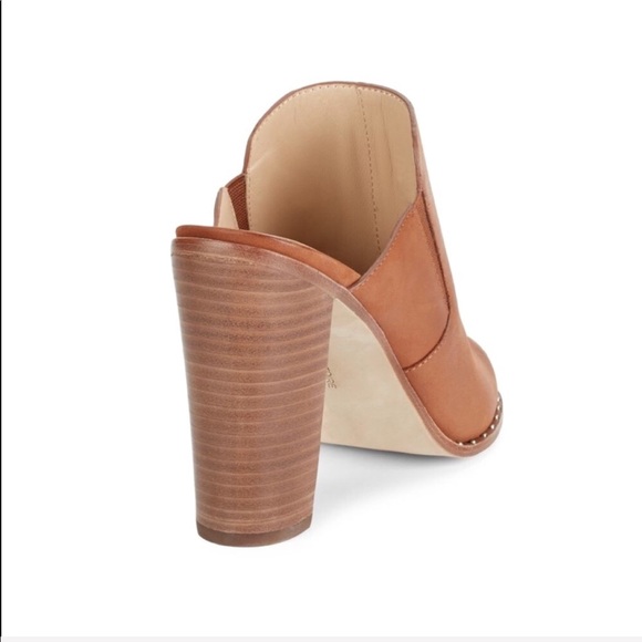 NIB Cognac Leather Studded Peep Toe Mule Sandal - Picture 4 of 4